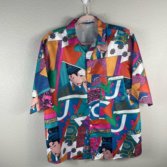 Button down - Picture 2 of 2